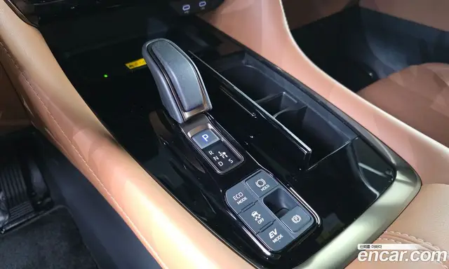 Toyota Alphard 2025 2.5 автомат (гидро), миниатюра 12