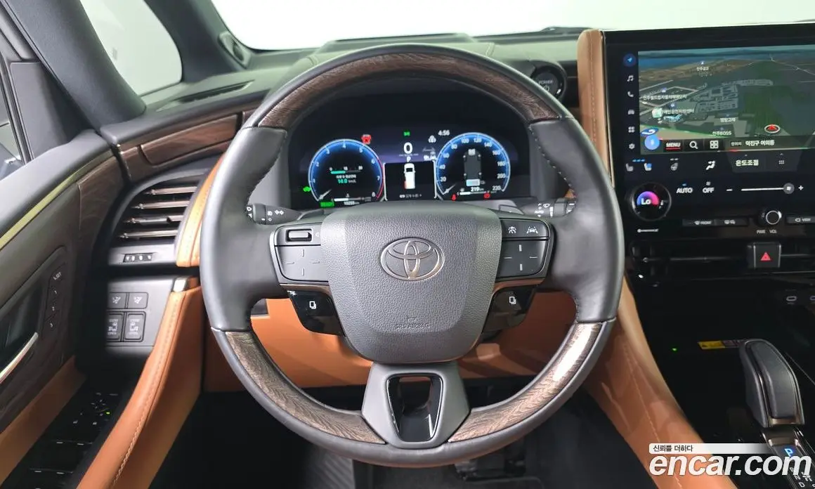 Toyota Alphard 2025 2.5 автомат (гидро), фото 19 Toyota Alphard 2025 2.5 автомат (гидро), фото 19