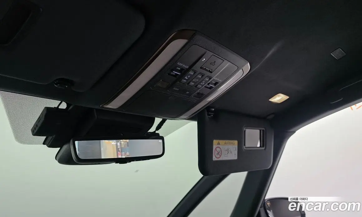 Toyota Alphard 2025 2.5 автомат (гидро), фото 27 Toyota Alphard 2025 2.5 автомат (гидро), фото 27
