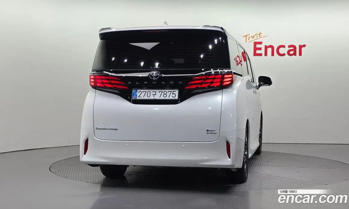 Toyota Alphard 2025 2.5 автомат (гидро), фото 4 Toyota Alphard 2025 2.5 автомат (гидро), фото 4