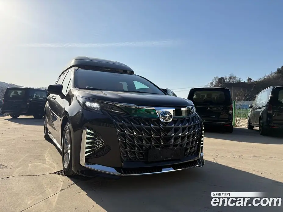 Toyota Sienna 2025 2.5 автомат (гидро), фото 1 Toyota Sienna 2025 2.5 автомат (гидро), фото 1