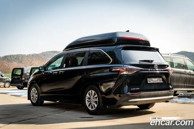 Toyota Sienna 2025 2.5 автомат (гидро), миниатюра 2 Toyota Sienna 2025 2.5 автомат (гидро), миниатюра 2