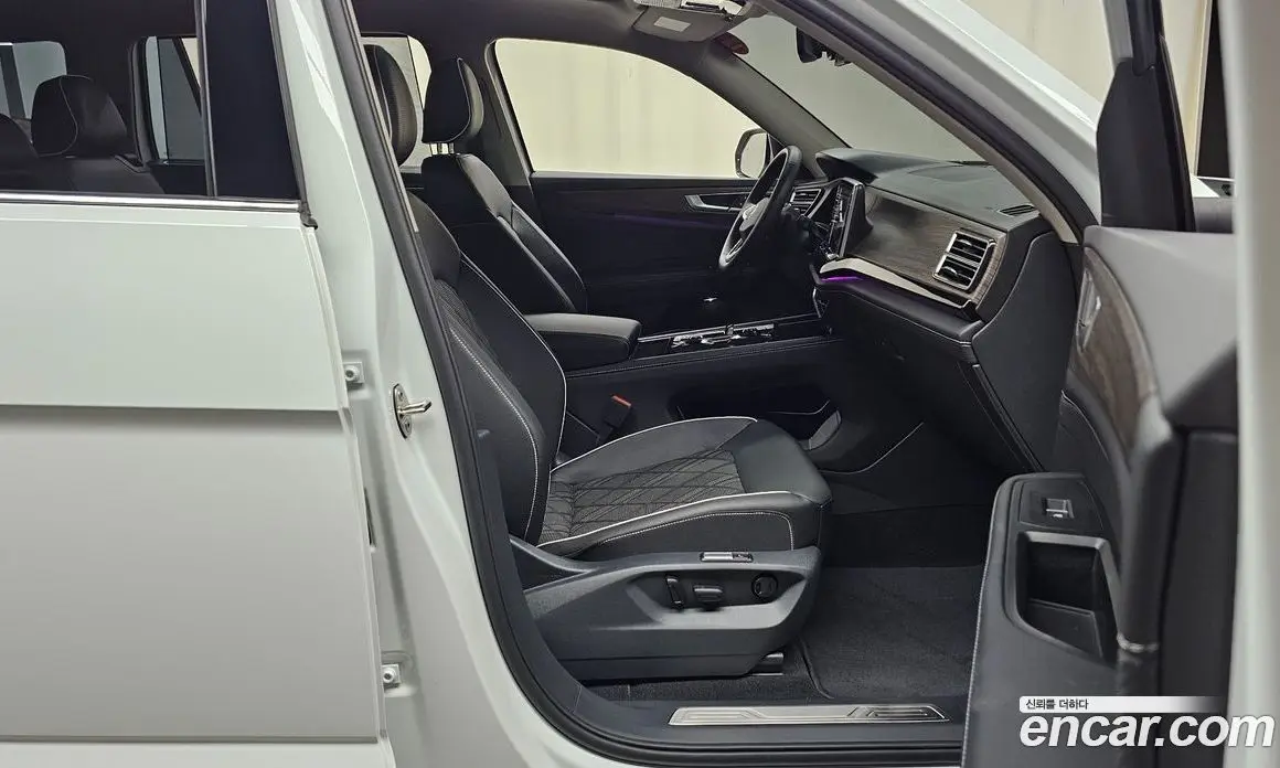 Volkswagen Atlas 2025 2.0 автомат (гидро), фото 16