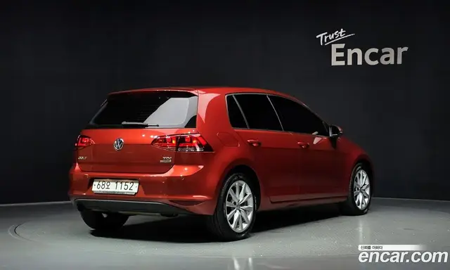 Volkswagen Golf 2013 1.6 автомат (гидро), миниатюра 2