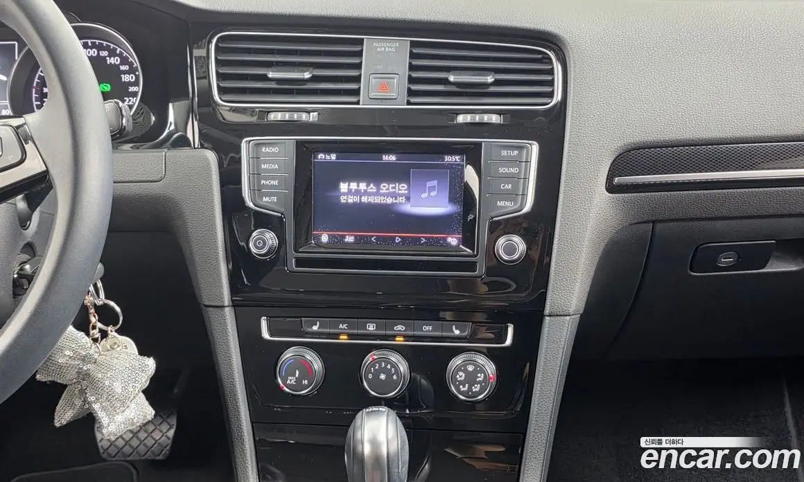 Volkswagen Golf 2013 1.6 автомат (гидро), фото 14