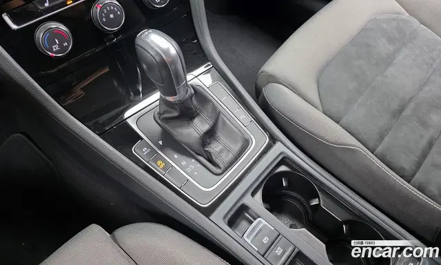 Volkswagen Golf 2013 1.6 автомат (гидро), миниатюра 9