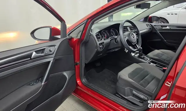 Volkswagen Golf 2013 1.6 автомат (гидро), миниатюра 10