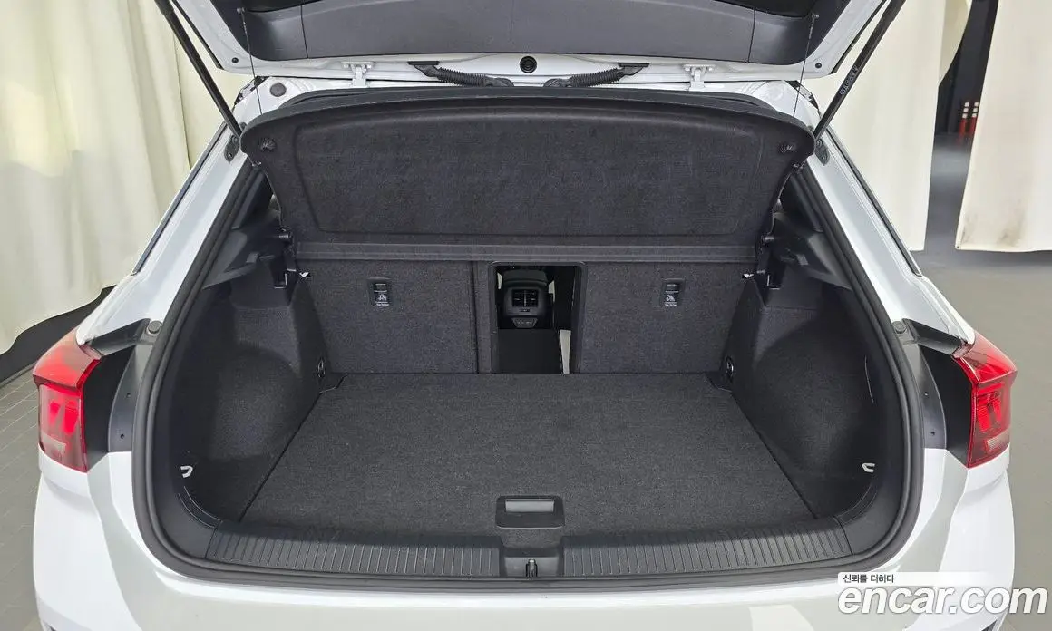 Volkswagen T-Roc 2021 2.0 автомат (гидро), фото 22