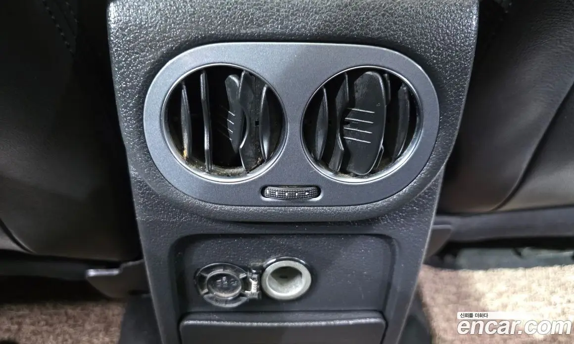 Volkswagen Tiguan 2012 2.0 автомат (гидро), фото 24