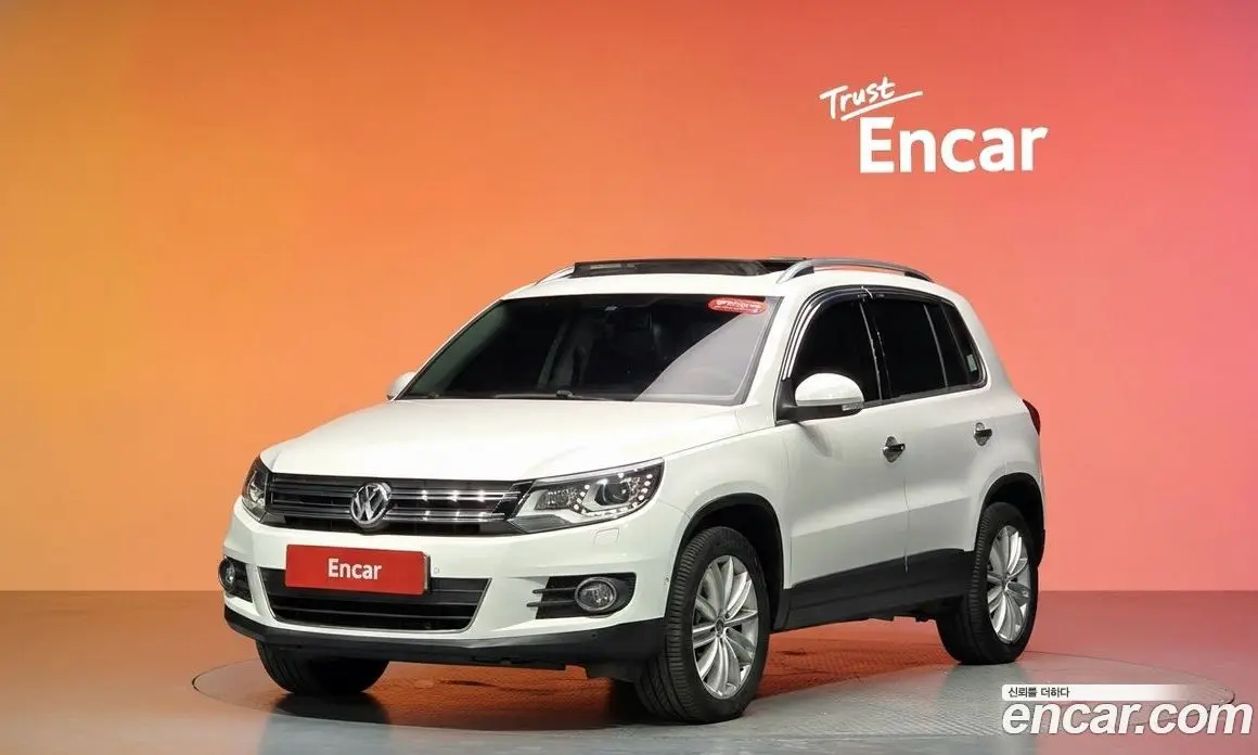 Volkswagen Tiguan 2012 2.0 автомат (гидро), фото 30