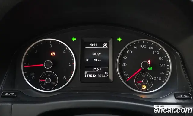 Volkswagen Tiguan 2015 2.0 автомат (гидро), миниатюра 8