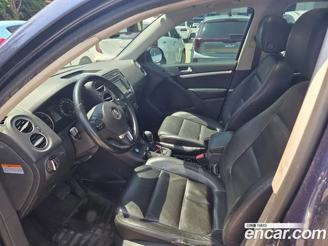Volkswagen Tiguan 2015 2.0 автомат (гидро), миниатюра 12