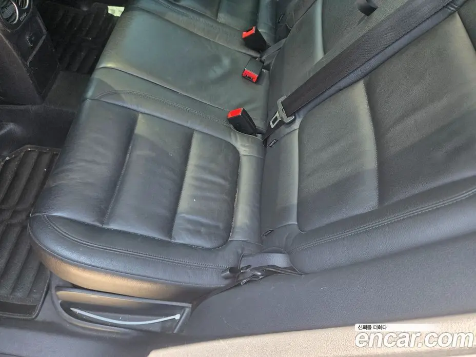 Volkswagen Tiguan 2015 2.0 автомат (гидро), фото 14