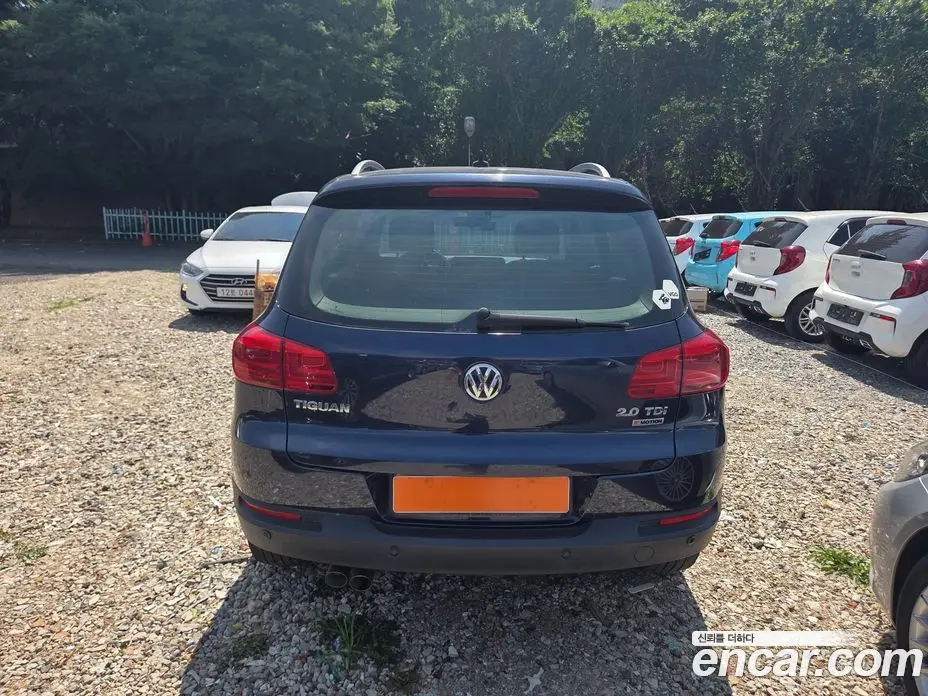 Volkswagen Tiguan 2015 2.0 автомат (гидро), фото 6