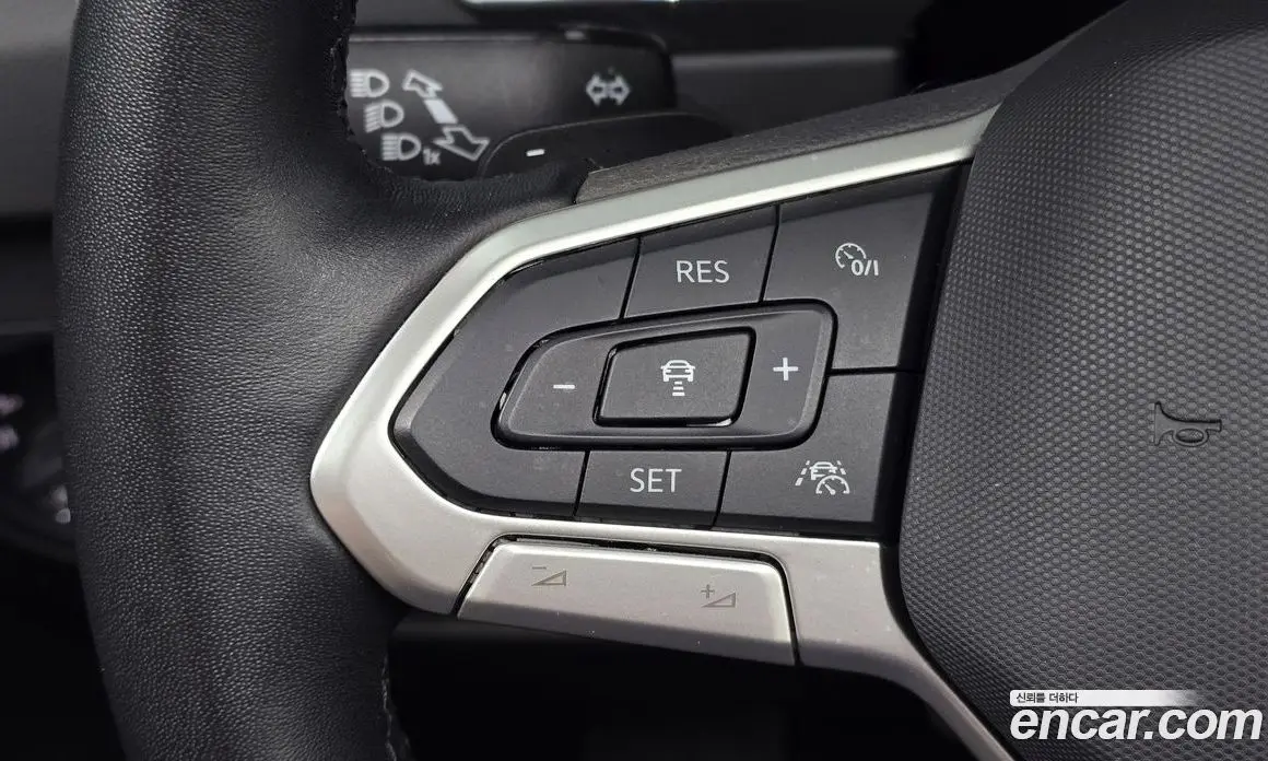 Volkswagen Tiguan 2022 2.0 автомат (гидро), фото 13