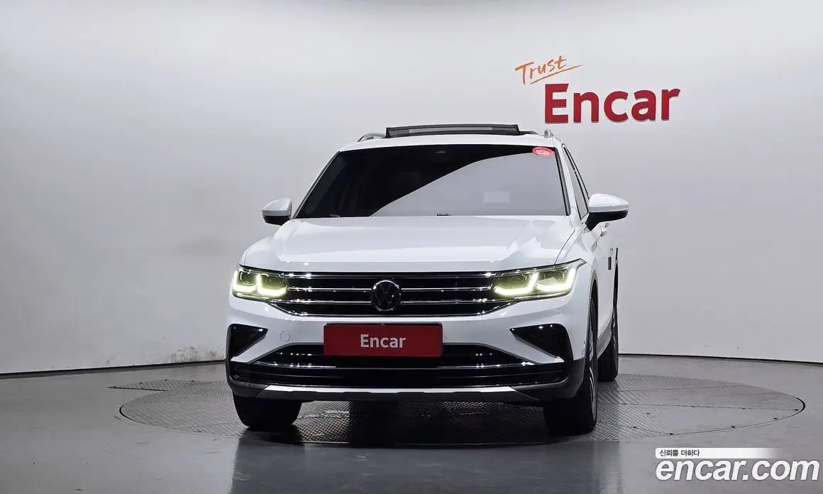 Volkswagen Tiguan 2022 2.0 автомат (гидро), фото 3