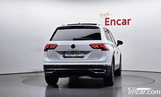 Volkswagen Tiguan 2022 2.0 автомат (гидро), миниатюра 4