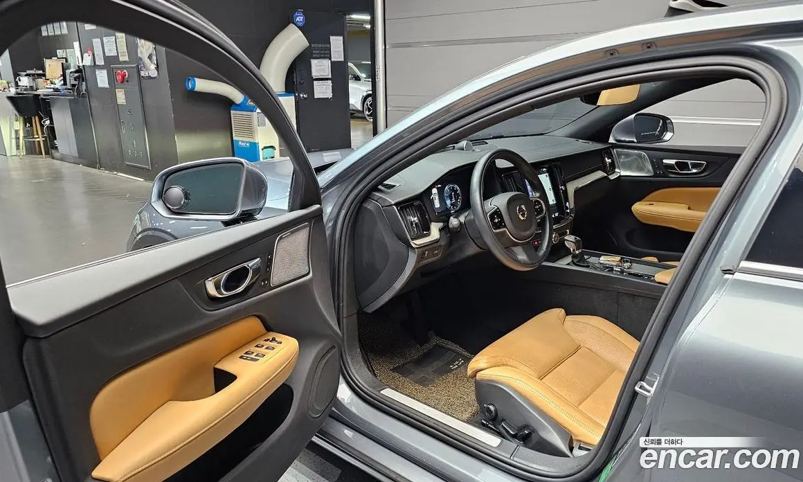 Volvo S60 2020 2.0 автомат (гидро), фото 13