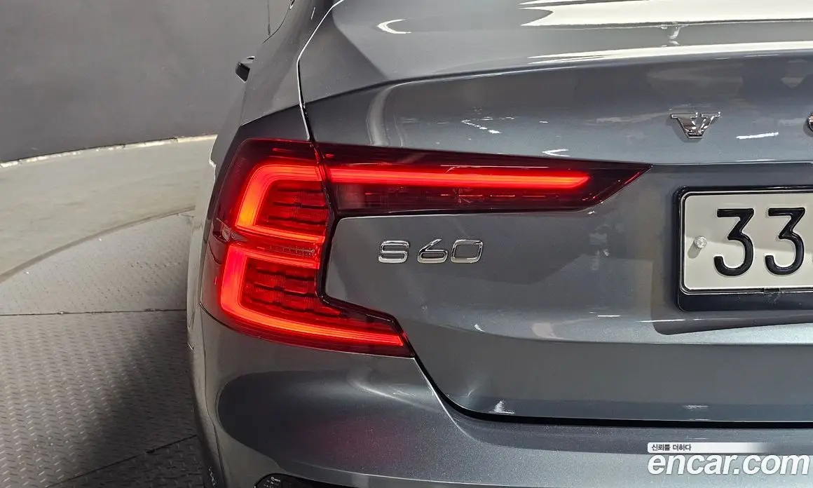 Volvo S60 2020 2.0 автомат (гидро), фото 9