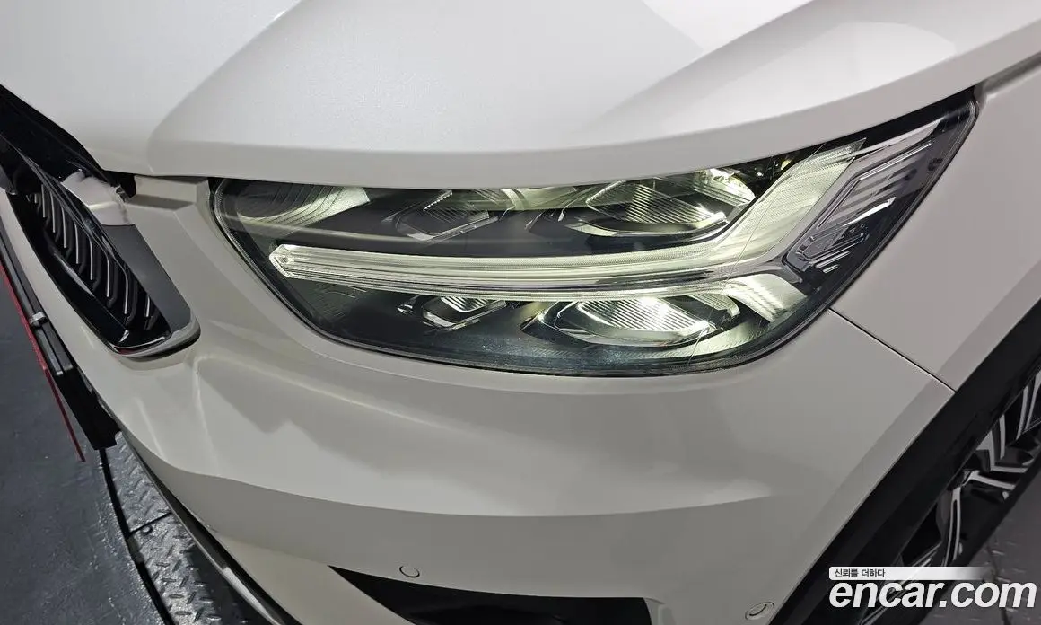 Volvo XC40 2022 2.0 автомат (гидро), фото 7