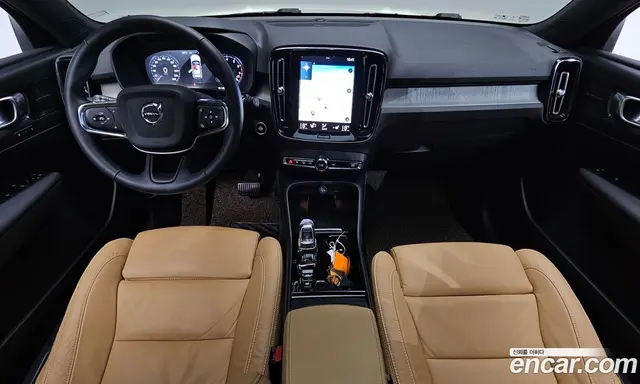 Volvo XC40 2022 2.0 автомат (гидро), миниатюра 9