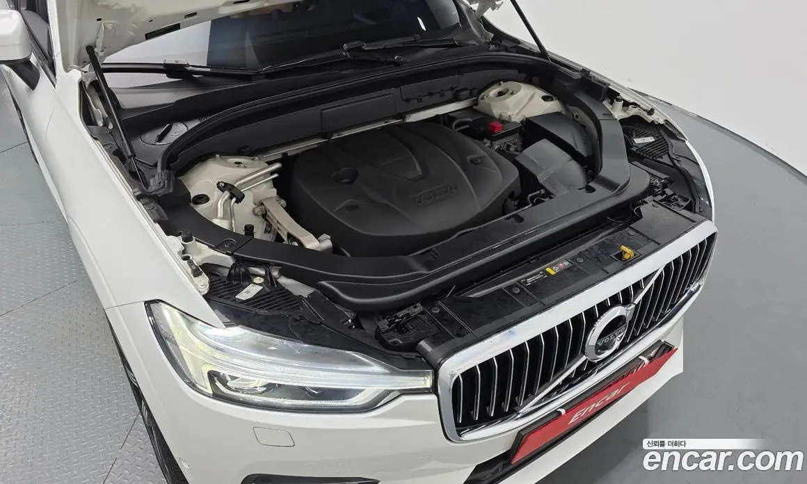 Volvo XC60 2018 2.0 автомат (гидро), фото 6