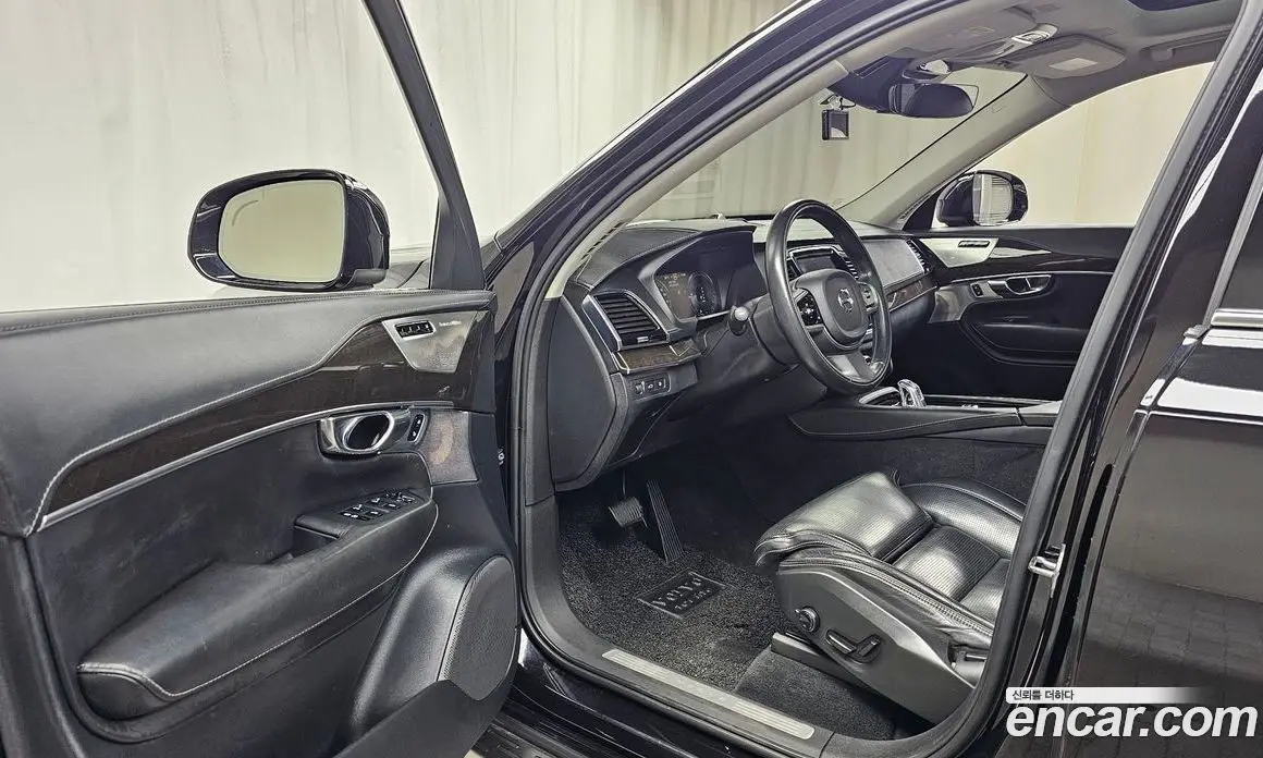 Volvo XC90 2016 2.0 автомат (гидро), фото 10