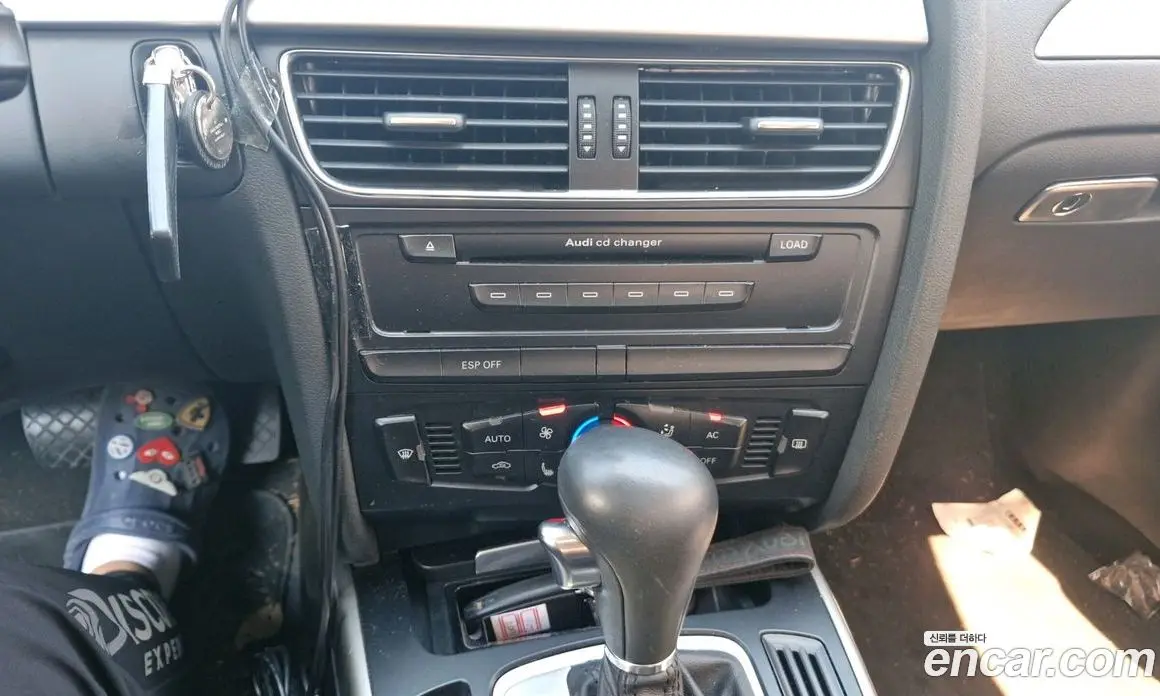 Audi A4 2009 2.0 автомат (гидро), фото 13