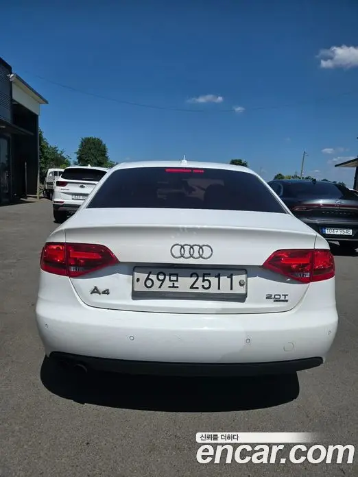 Audi A4 2009 2.0 автомат (гидро), фото 5