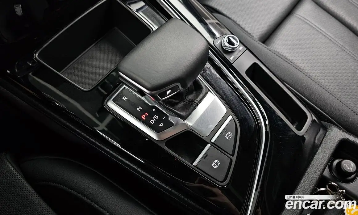 Audi A4 2021 2.0 автомат (гидро), фото 12