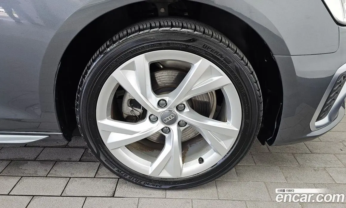 Audi A4 2021 2.0 автомат (гидро), фото 7