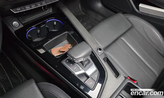 Audi A4 2023 2.0 автомат (гидро), миниатюра 12