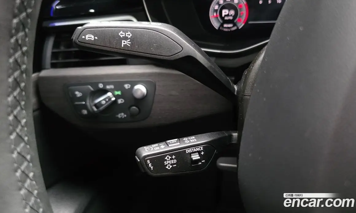 Audi A4 2023 2.0 автомат (гидро), фото 24