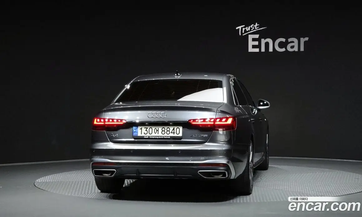 Audi A4 2023 2.0 автомат (гидро), фото 4