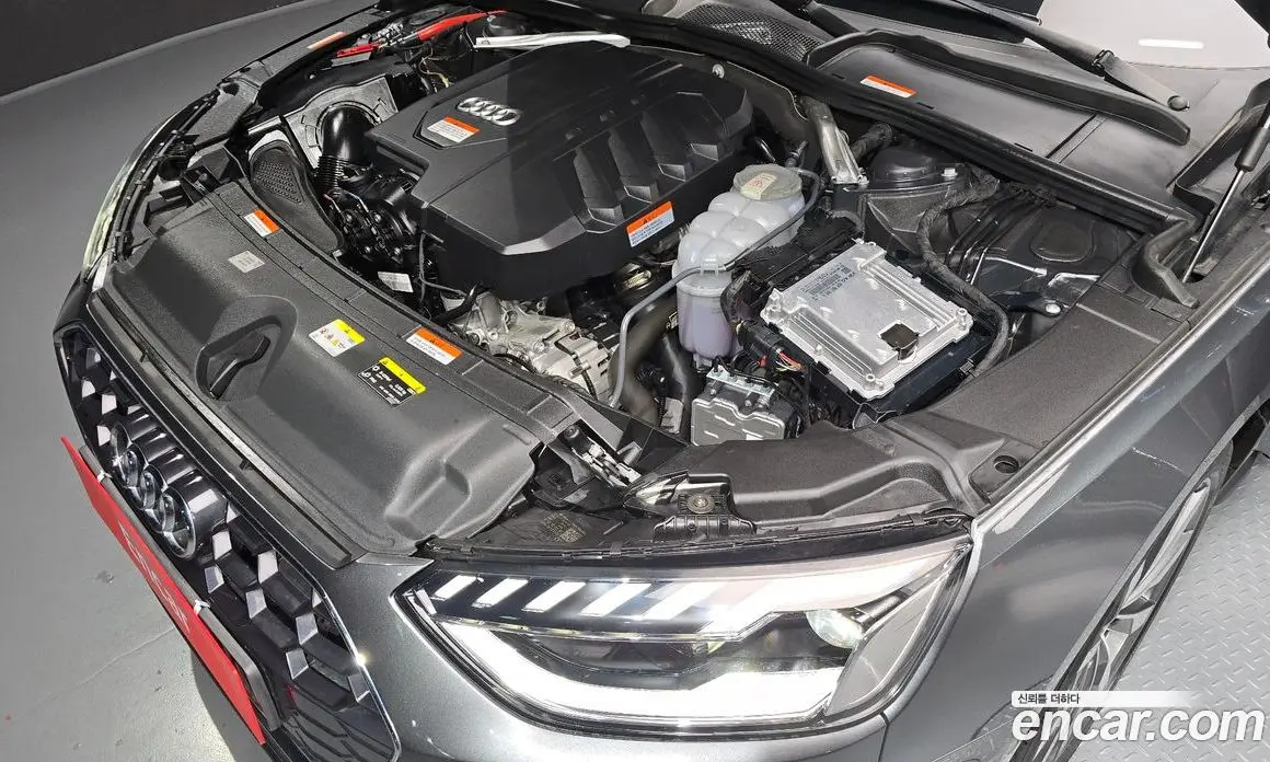 Audi A4 2023 2.0 автомат (гидро), фото 6