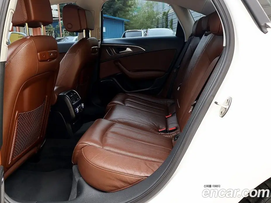 Audi A6 2015 3.0 автомат (гидро), фото 12