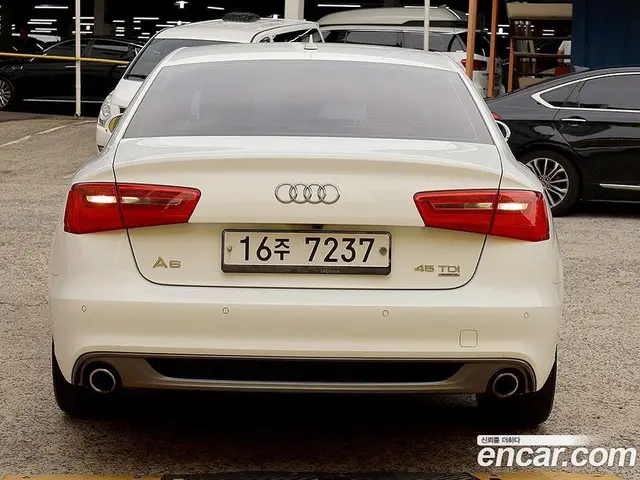 Audi A6 2015 3.0 автомат (гидро), миниатюра 3