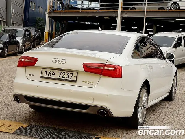 Audi A6 2015 3.0 автомат (гидро), миниатюра 4