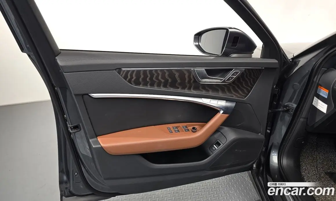 Audi A6 2021 2.0 автомат (гидро), фото 14
