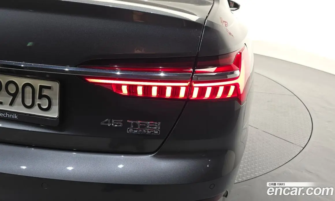 Audi A6 2021 2.0 автомат (гидро), фото 9