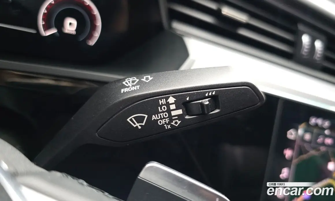 Audi e-tron 2022 0.2 автомат (гидро), фото 28