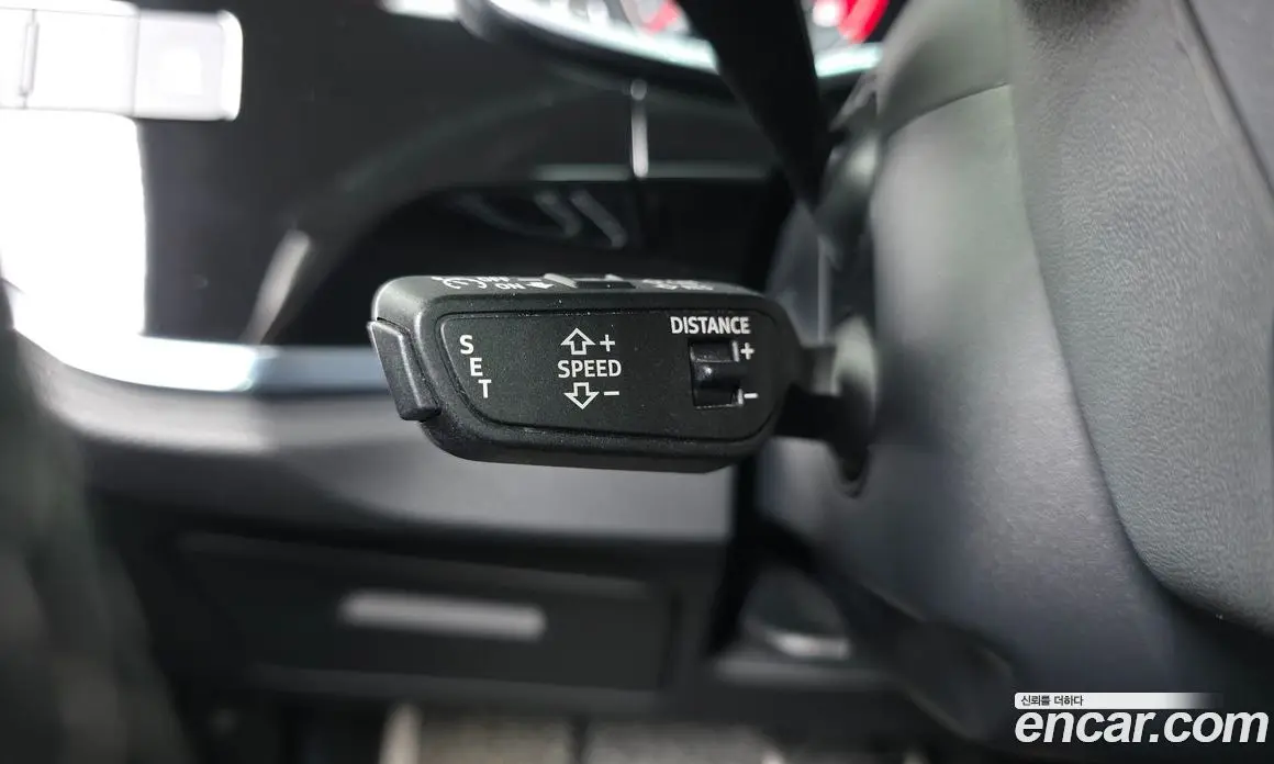 Audi Q3 2023 2.0 автомат (гидро), фото 23
