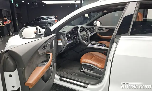 Audi Q8 2021 3.0 автомат (гидро), миниатюра 10