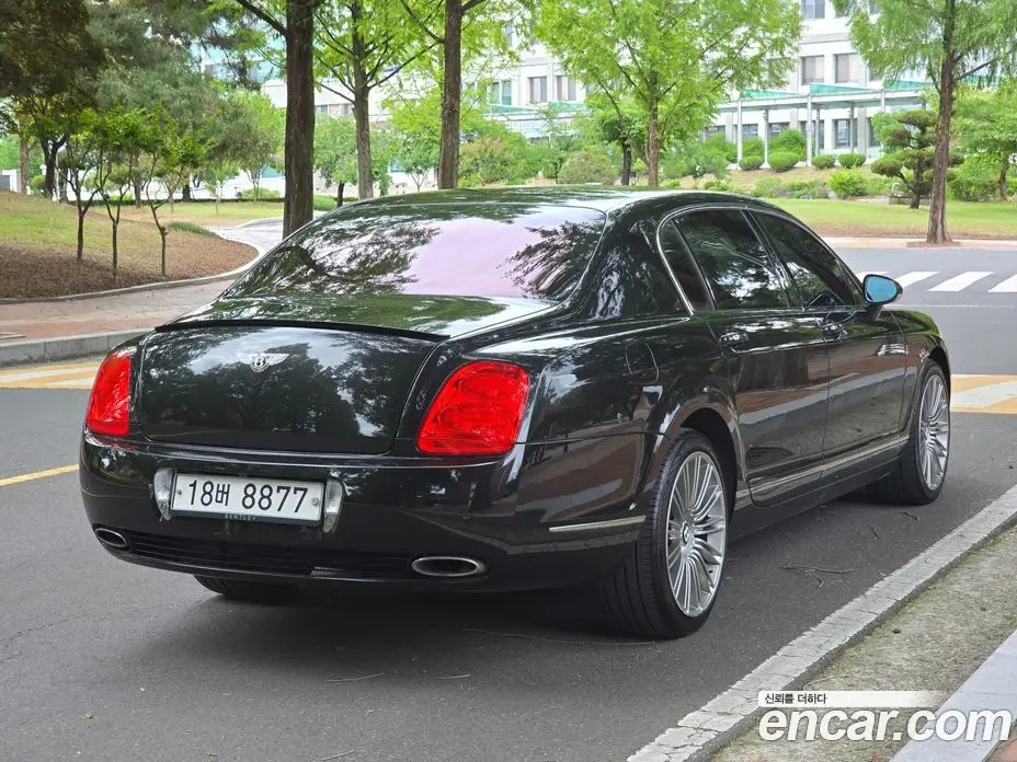 Bentley Flying Spur 2008 6.0 автомат (гидро), фото 4 Bentley Flying Spur 2008 6.0 автомат (гидро), фото 4