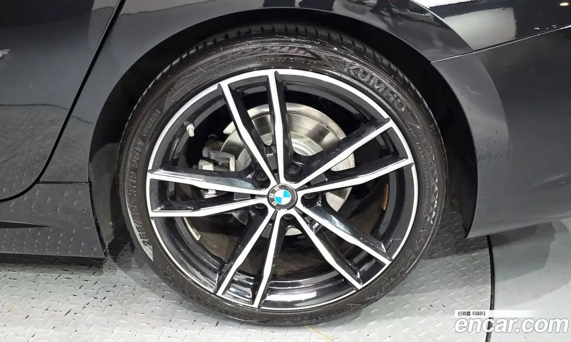 BMW 3 серия 2021 2.0 автомат (гидро), фото 7