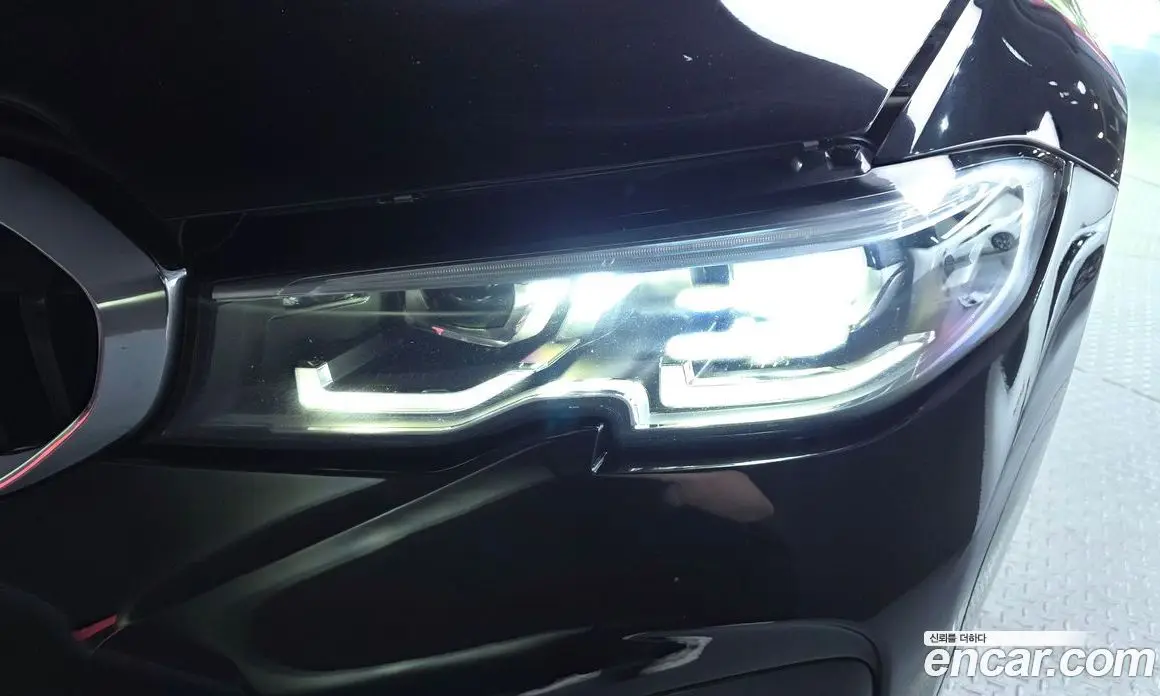 BMW 3 серия 2021 2.0 автомат (гидро), фото 8