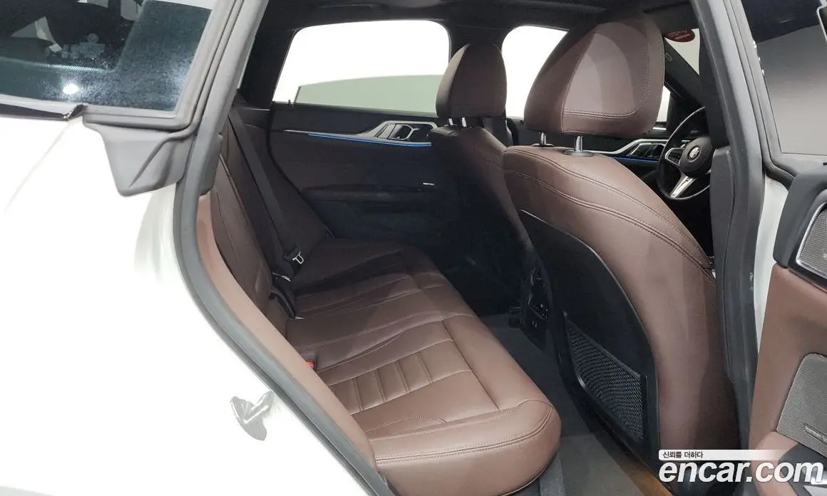 BMW 4 серия 2024 2.0 автомат (гидро), фото 17
