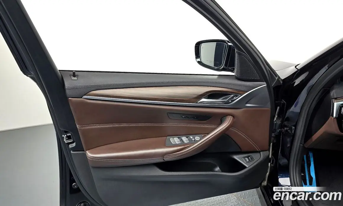BMW 5 серия 2019 2.0 автомат (гидро), фото 14