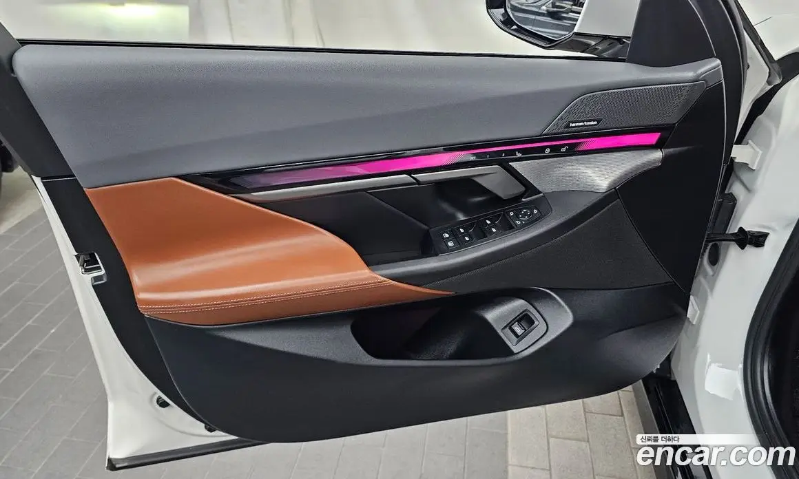 BMW 5 серия 2024 2.0 автомат (гидро), фото 14