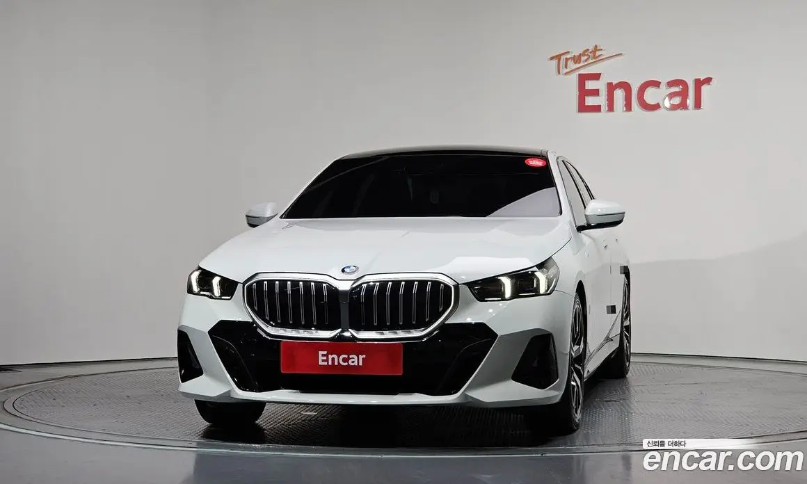 BMW 5 серия 2024 2.0 автомат (гидро), фото 3
